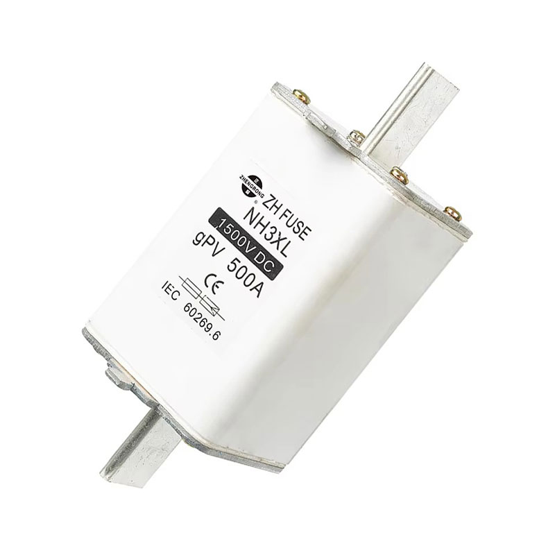 لماذا يعتبر 500A gPV 1500VDC Fuse Core ضروريًا لحماية الطاقة الشمسية الحديثة؟